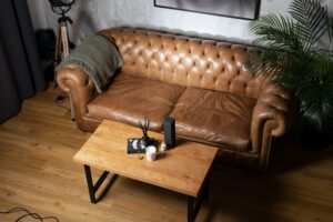 leather-sofa-cleaning-by-washtog
